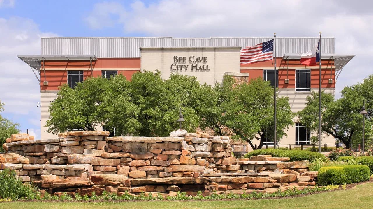 Bee Cave, TX