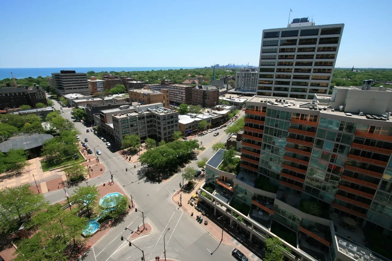Evanston, IL