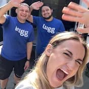 Customer and 2 Luggers