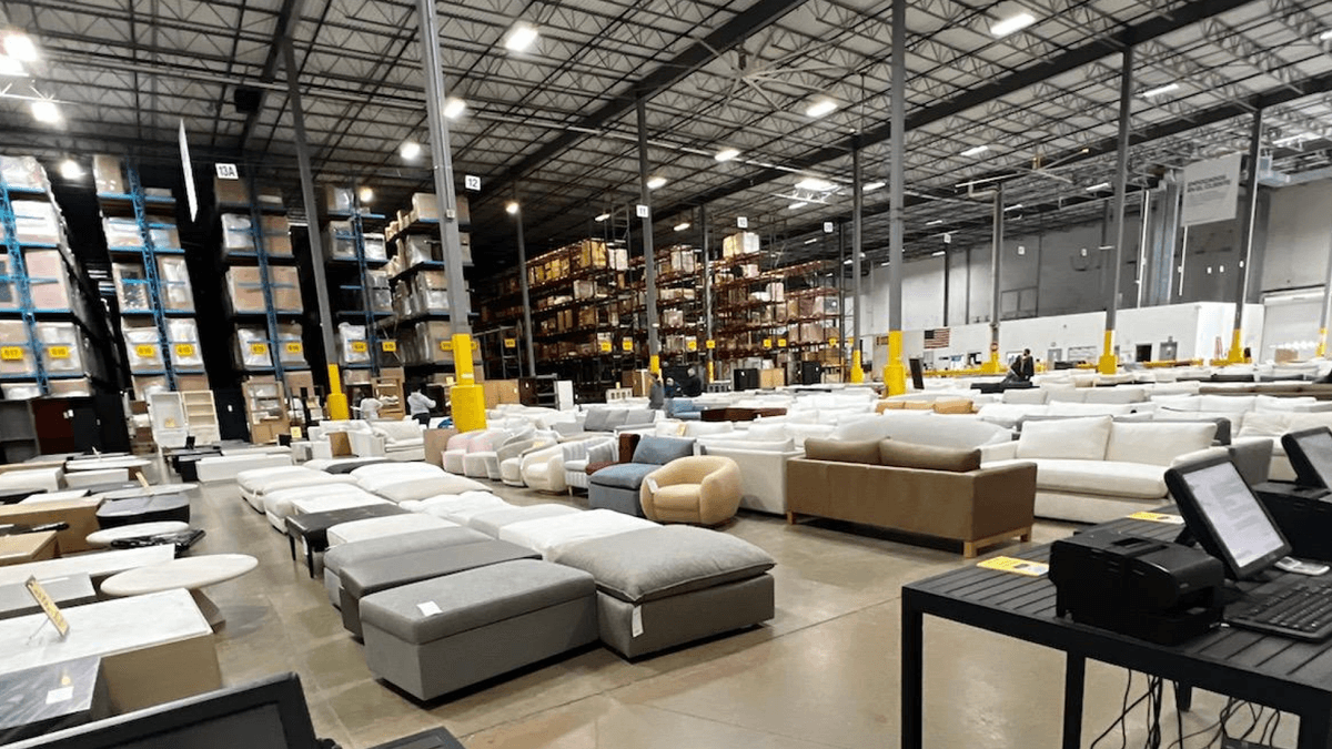 That Outlet Girl: How to find the best furniture outlet near you