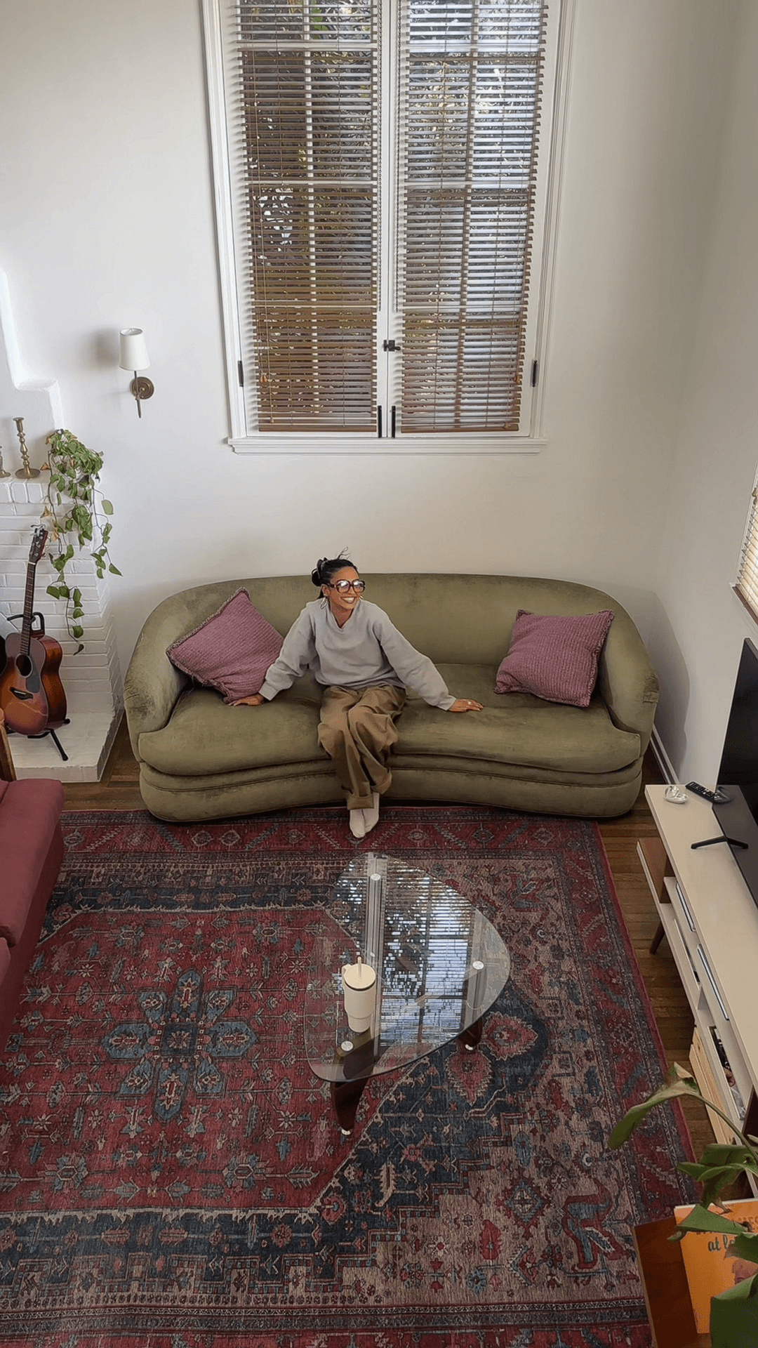 How Chelsea Jordan Scored Her Dream 1970s Couch—Without the Hassle | LA Vintage Furniture Delivery with Lugg On-Demand movers